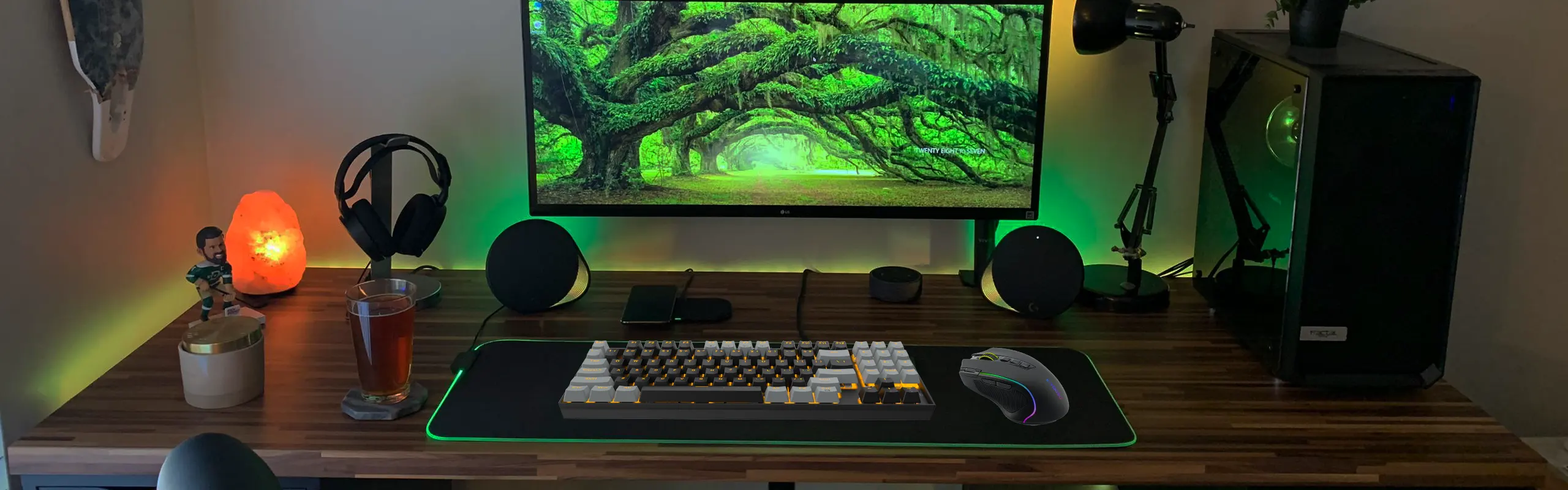 EYOOSO Z13 Compact layout in Ergonomic design Wired Mechanical Gaming Keyboard featuring monochromic lighting Versatile Functionality with Type-C USB interface